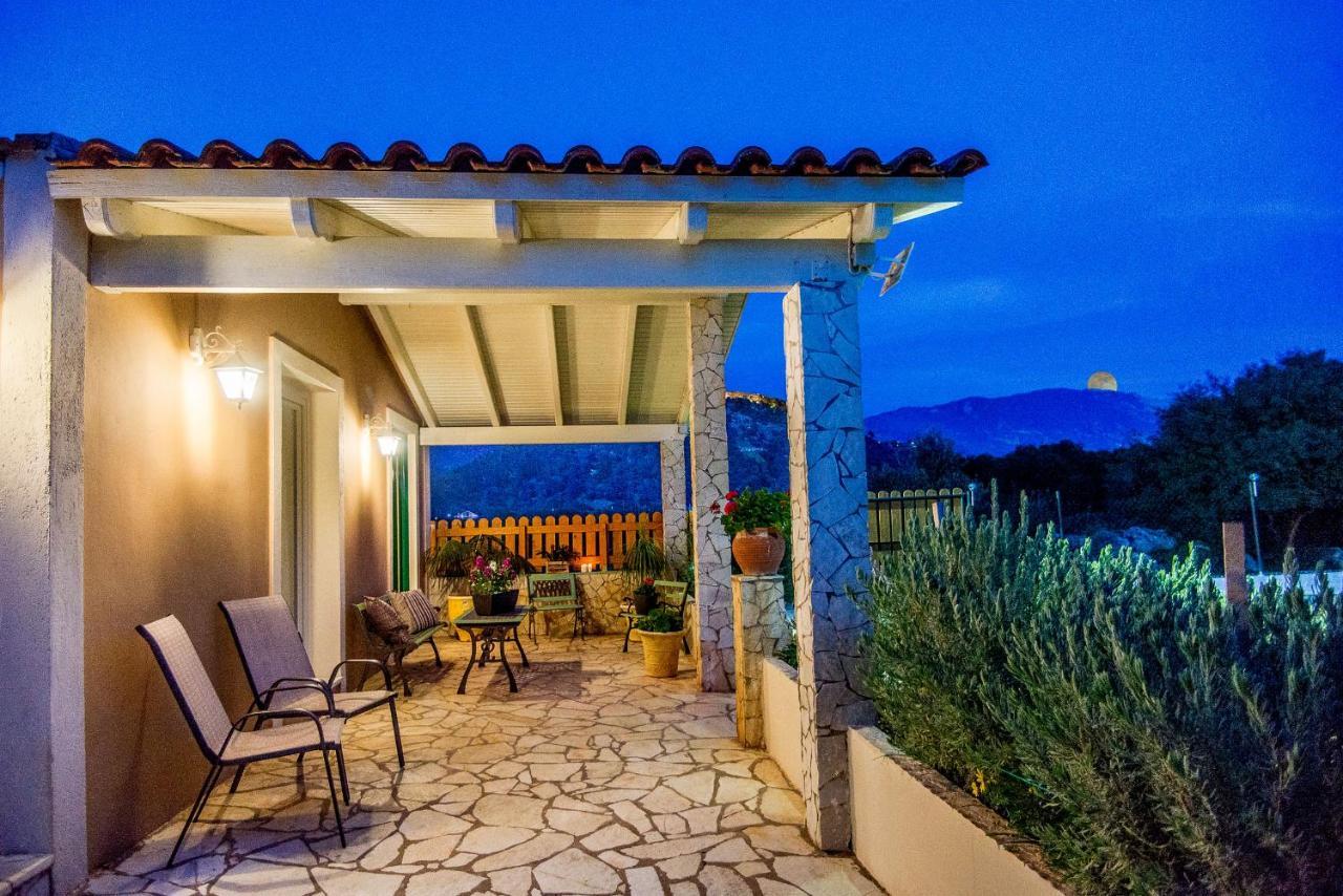 Villa Aelia - A Peaceful And Private Place Argostoli  Exteriör bild